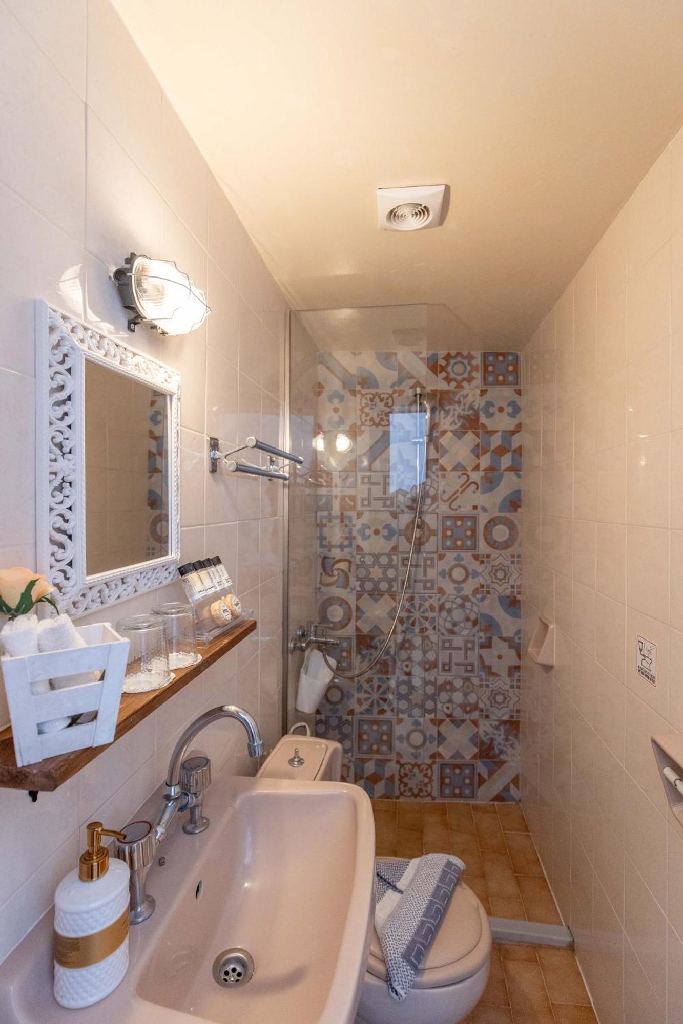 Mascot Traditional Guest House Rhodes City Extérieur photo